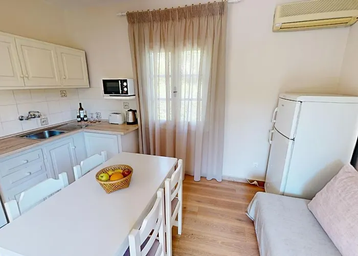 Andrikos Appartement *