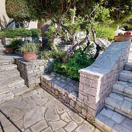 Andrikos Апартаменты Лакка